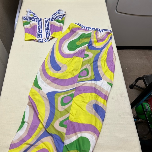 Akira S Evolve Front Slit Midi Skirt & Deep V Corset Top set - Picture 12 of 13